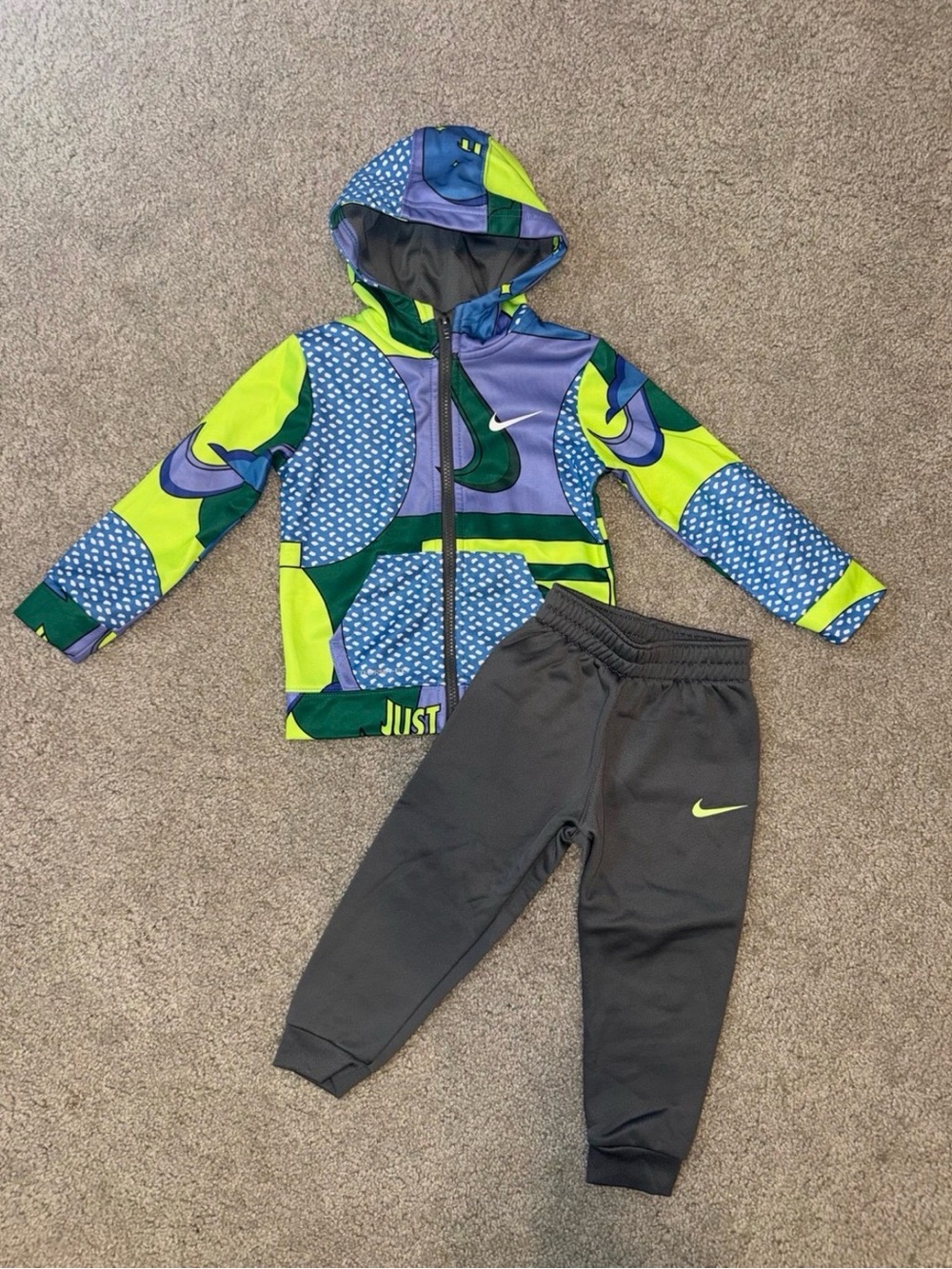 Nike Just Do It Hoodie & Pants Set